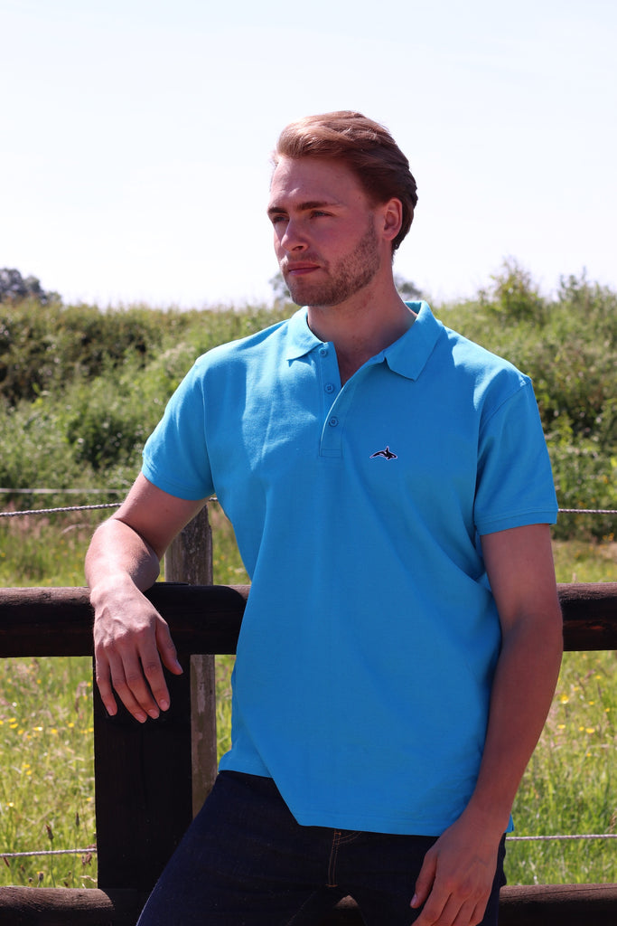 The best colors for men's polo shirts and how to match them